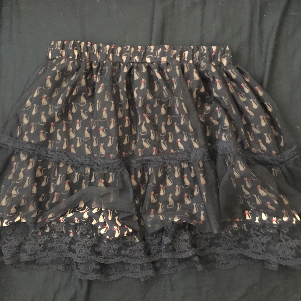 Lacey cat shirt